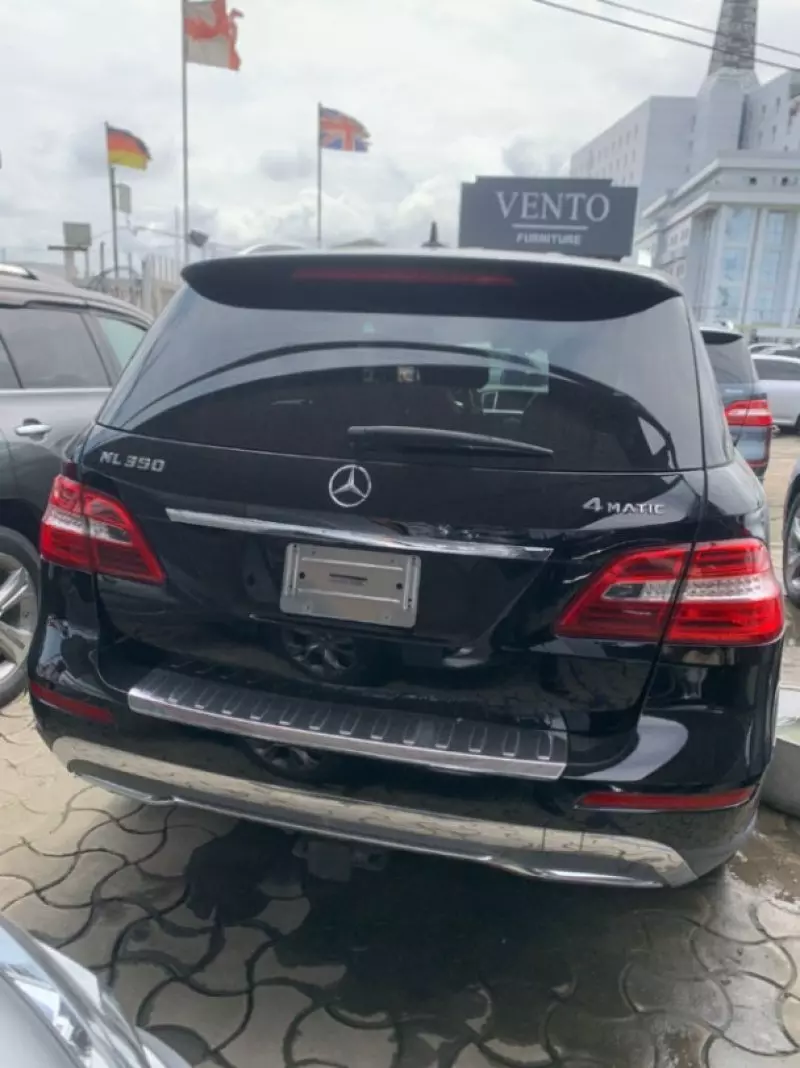 Mercedes-Benz ML 350   - 2014