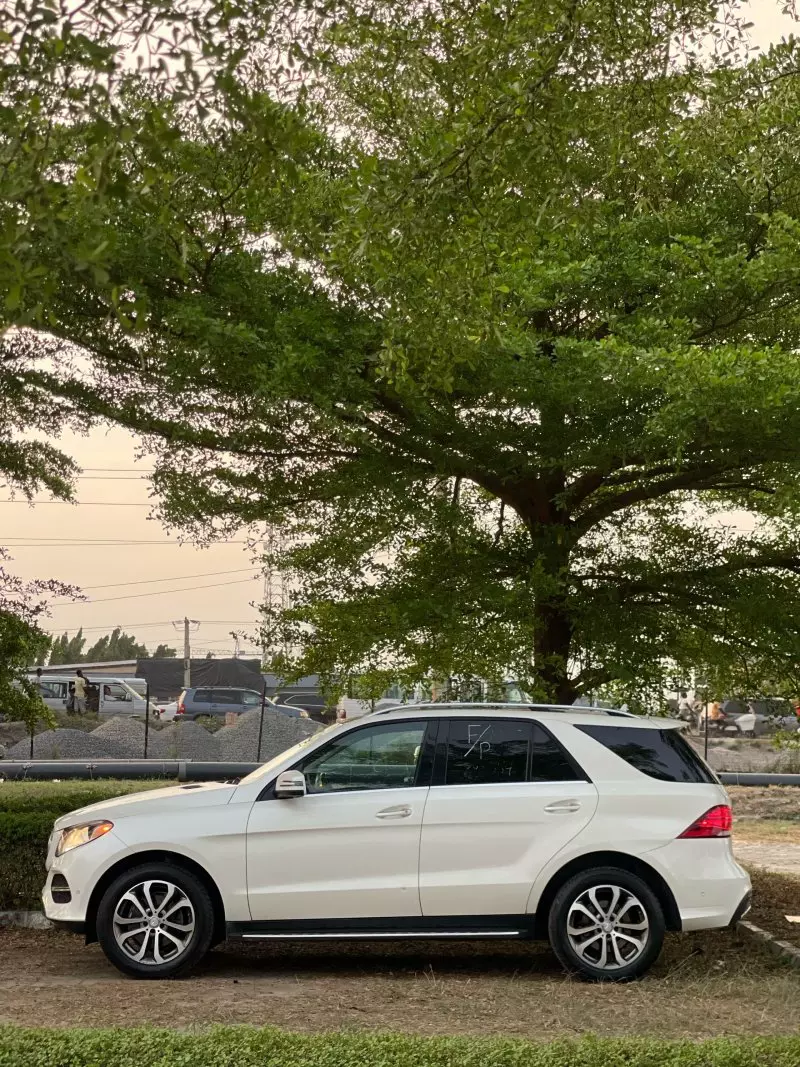 Mercedes-Benz GLE 350   - 2017