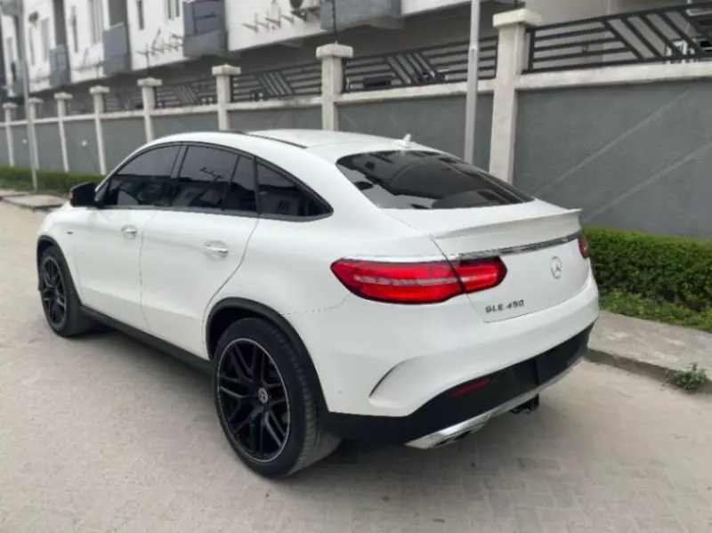 Mercedes-Benz GLE 450   - 2016