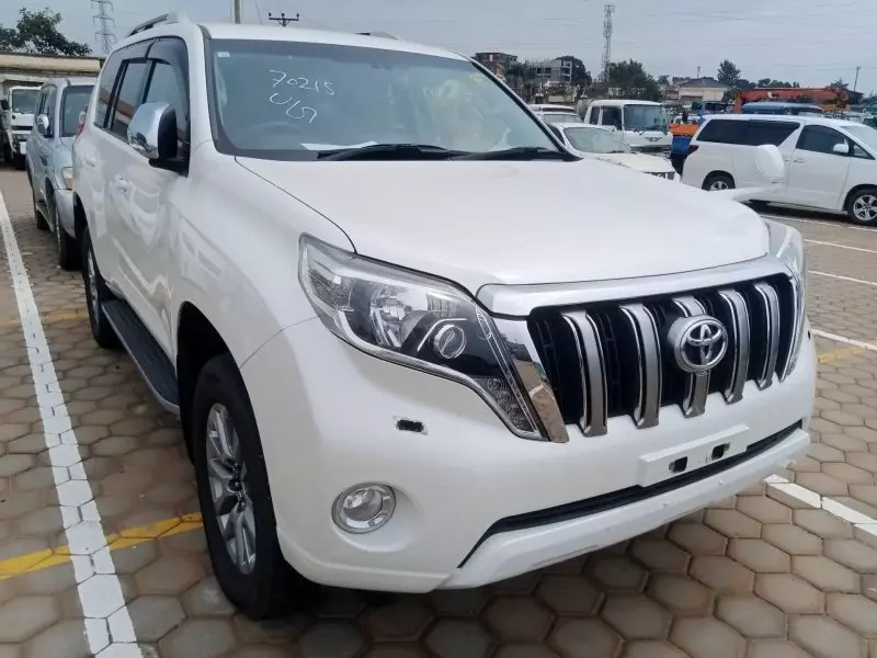 Toyota Landcruiser Prado   - 2016
