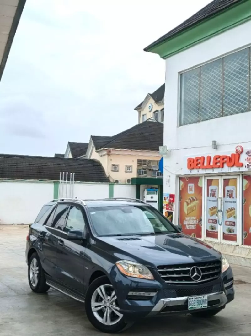 Mercedes-Benz ML 350   - 2012