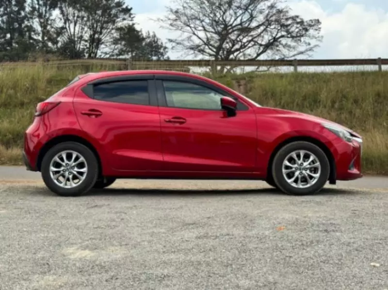 Mazda Demio   - 2018
