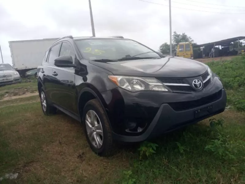 Toyota RAV 4   - 2013