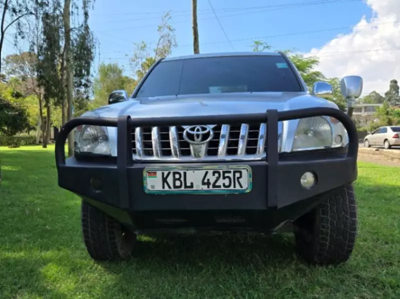 Toyota Prado   - 2004