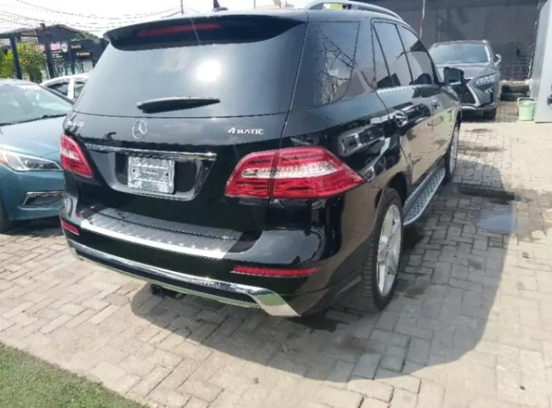 Mercedes-Benz ML 400   - 2015
