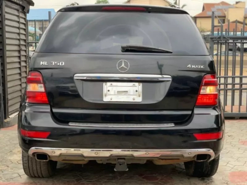 Mercedes-Benz M-Class   - 2009