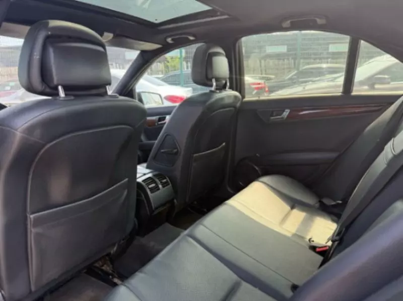 Mercedes-Benz C 300   - 2008