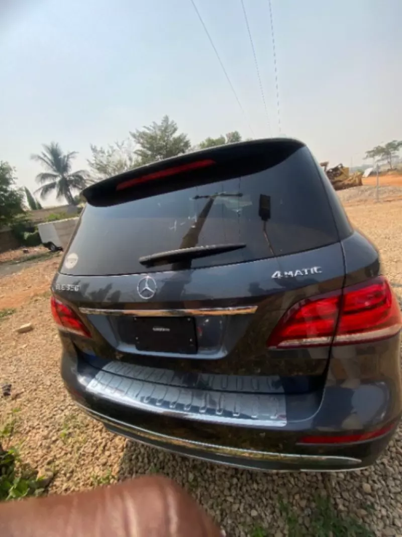 Mercedes-Benz GLE-Class   - 2016