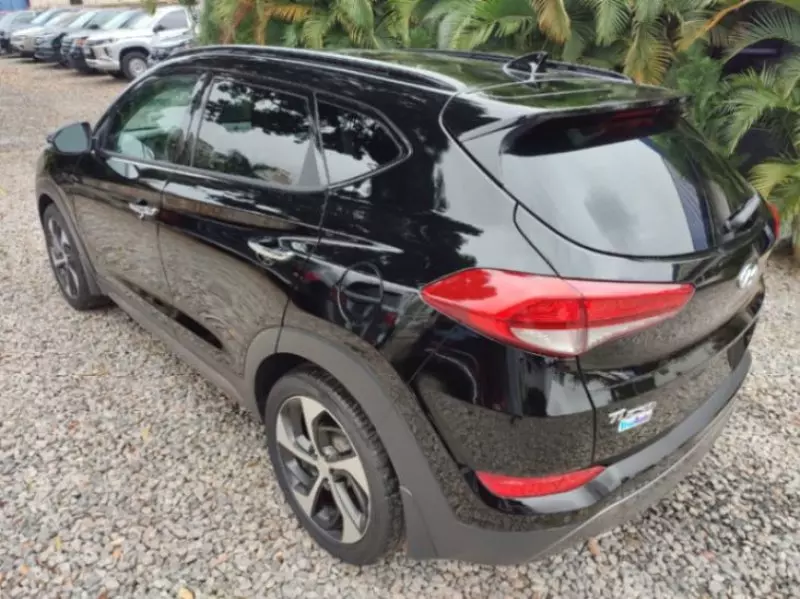 Hyundai Tucson   - 2016