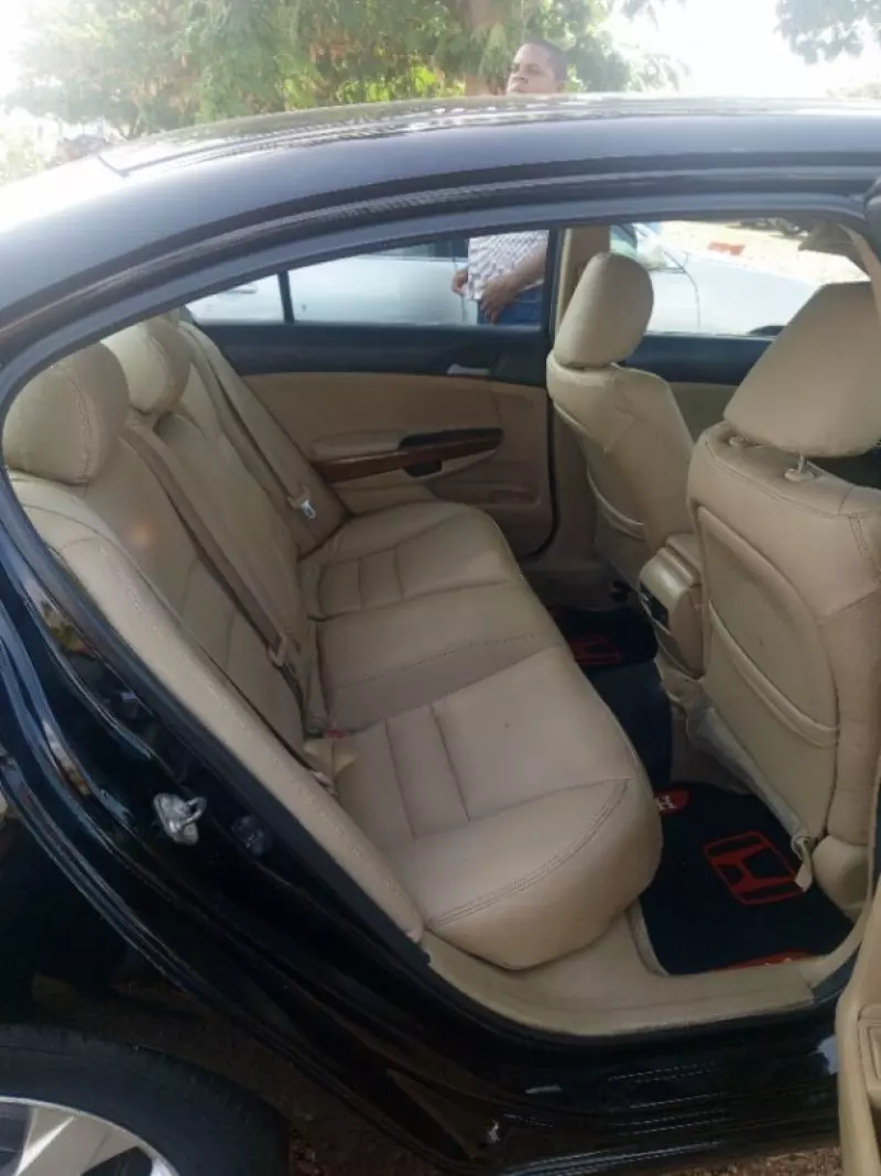 Honda Accord   - 2012