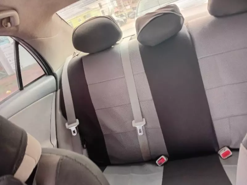 Toyota corolla   - 2009