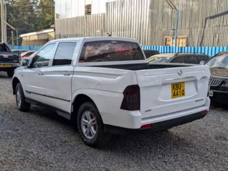 Ssangyong Actyon   - 2012