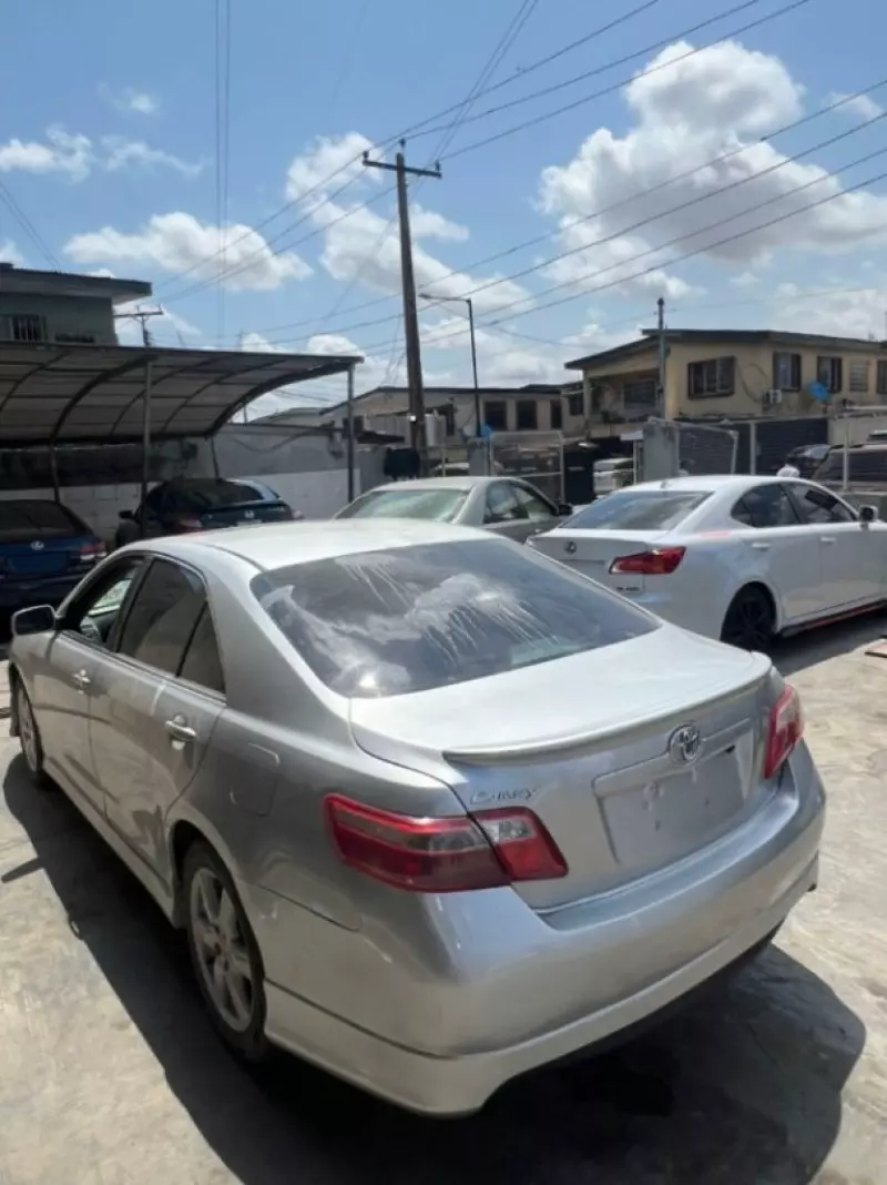 Toyota camry   - 2007