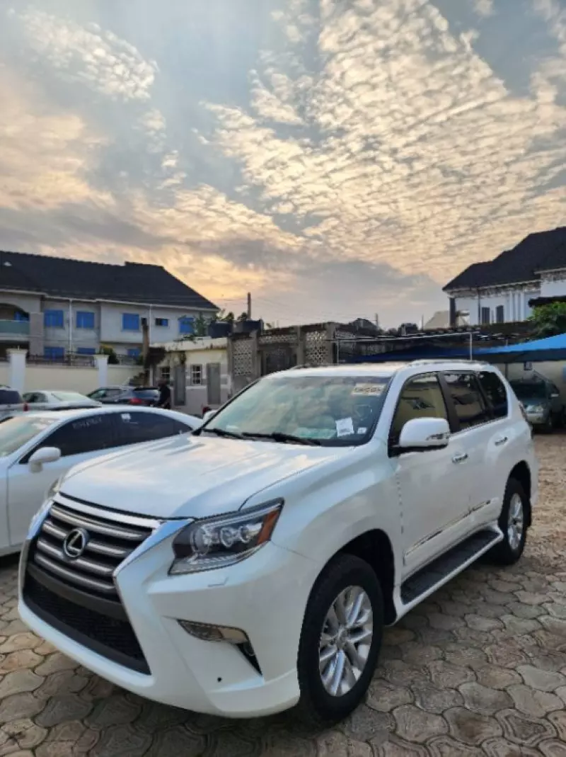 Lexus GX 460   - 2014