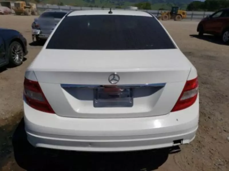 Mercedes-Benz C-Class   - 2009