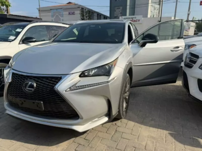 Lexus NX 200T