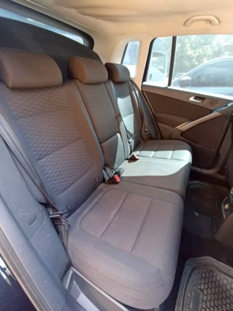 Volkswagen Tiguan   - 2008