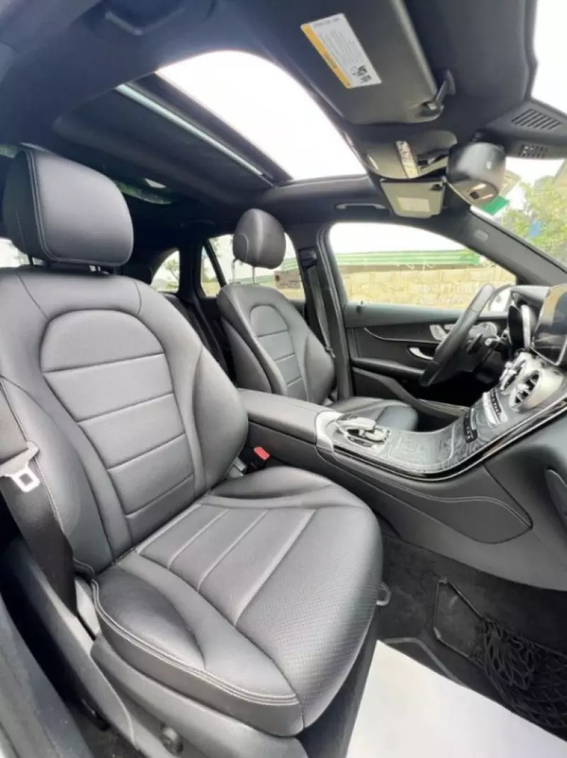 Mercedes-Benz GLC 300   - 2017