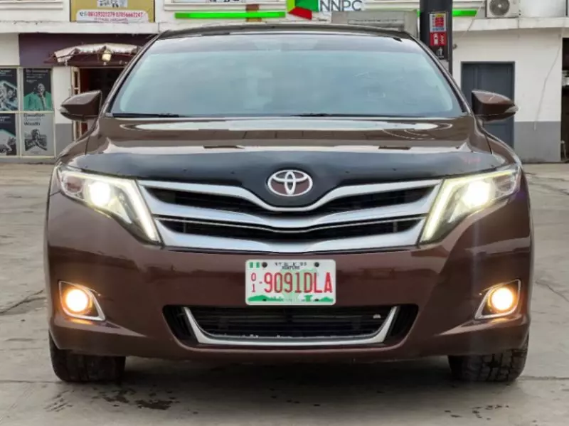 Toyota Venza   - 2013