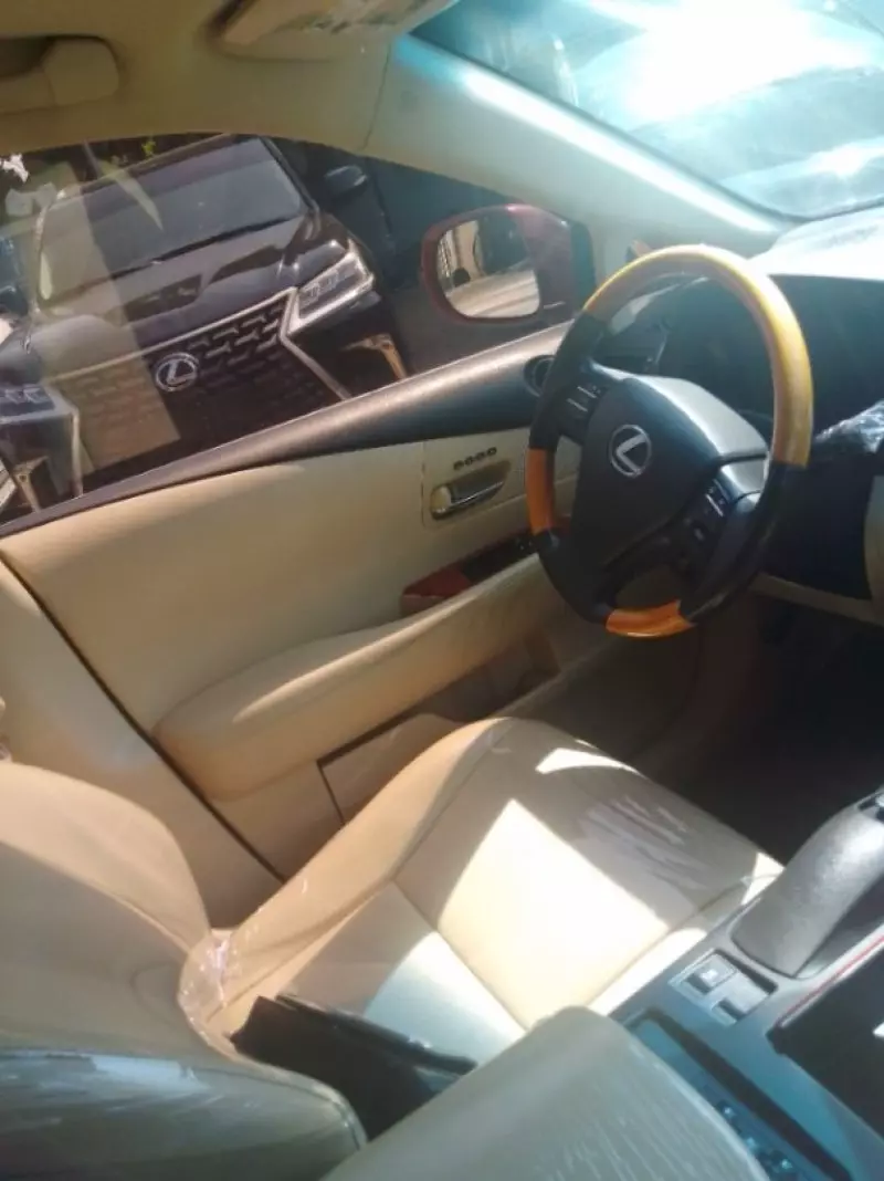 Lexus RX 350   - 2010