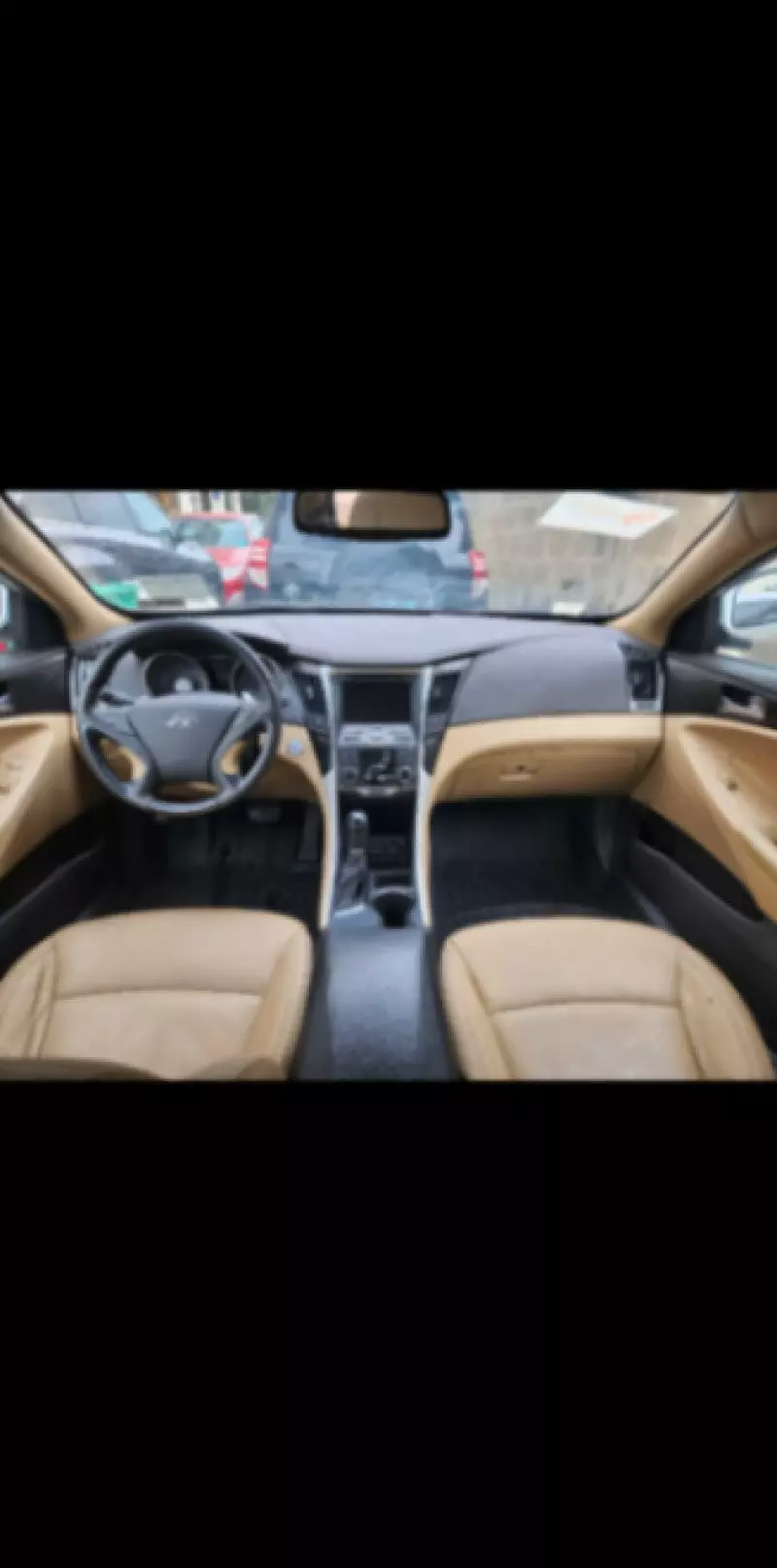 Hyundai Sonata   - 2012