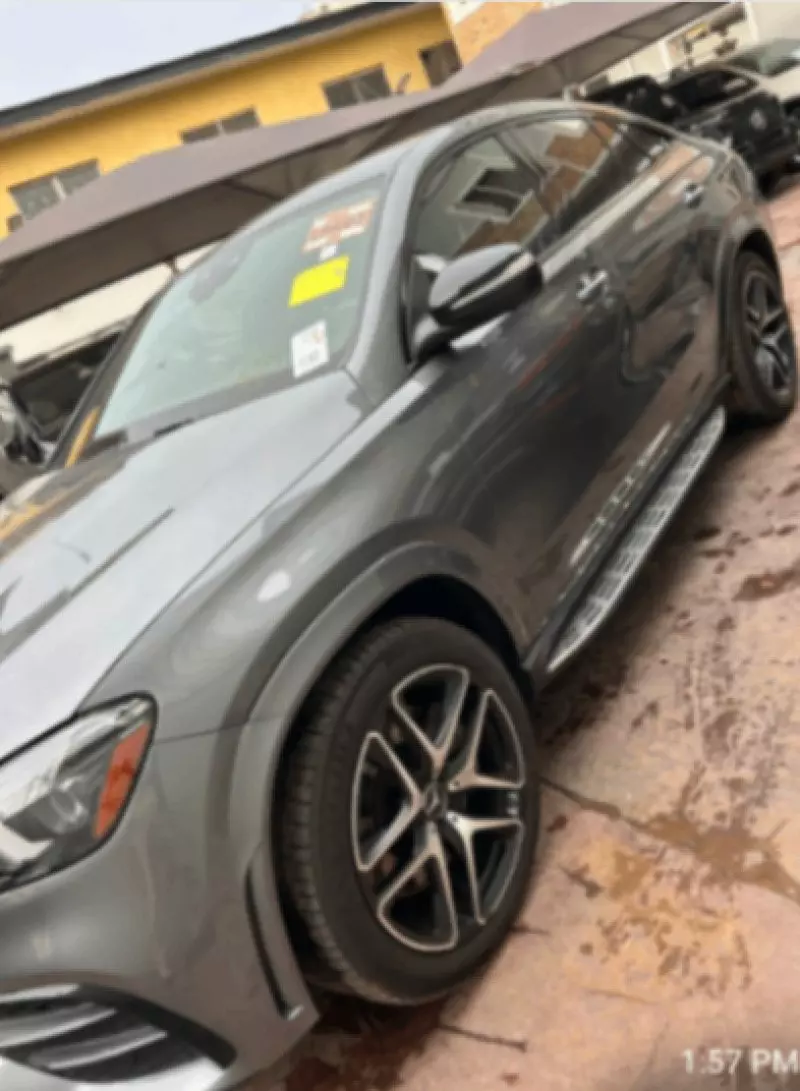 Mercedes-Benz GLE 53 S   - 2023