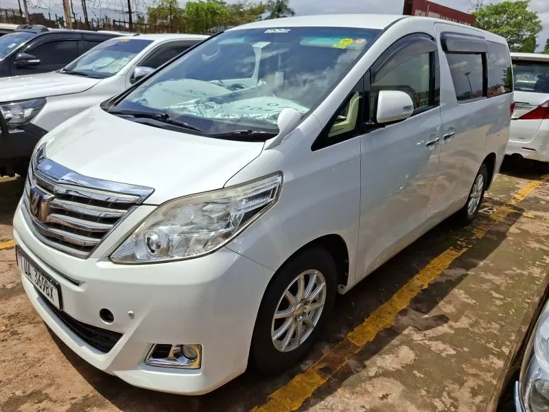 Toyota Alphard   - 2012