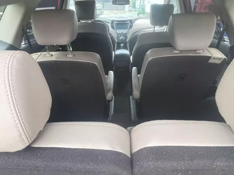 Hyundai Santa Fe   - 2013