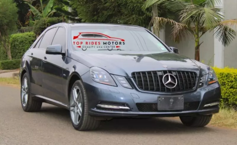 Mercedes-Benz A-class   - 2010