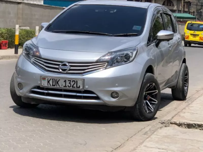 Nissan Note   - 2015