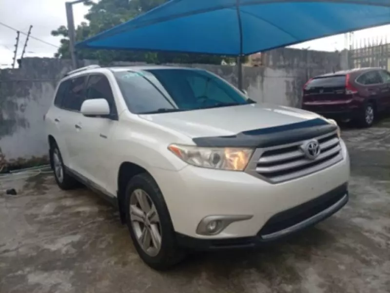 Toyota Highlander - 2013
