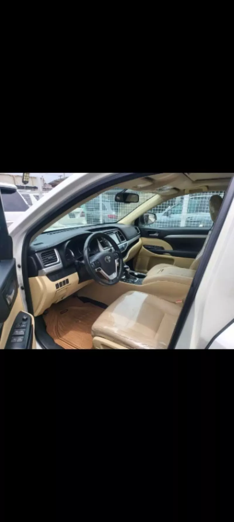Toyota Highlander   - 2015