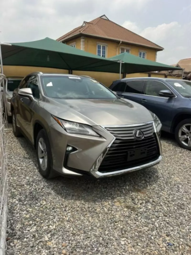 Lexus RX   - 2018