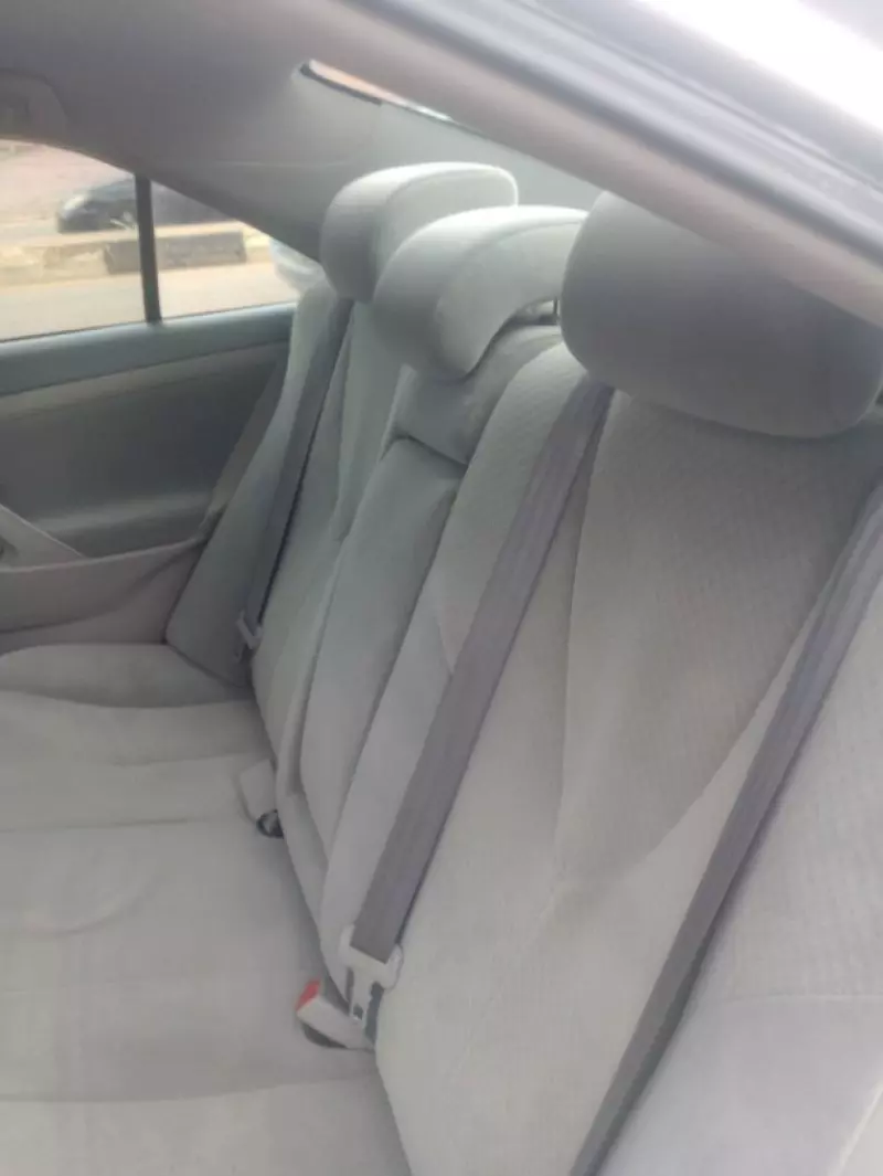 Toyota Camry   - 2009