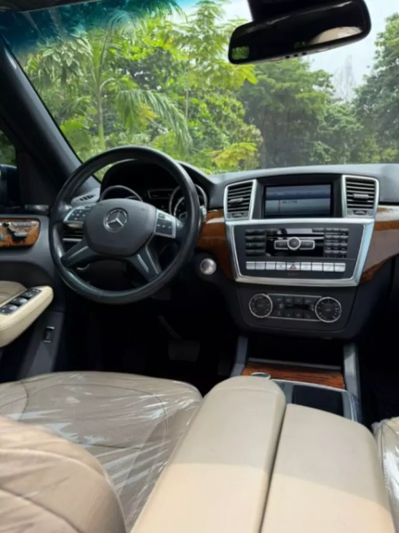 Mercedes-Benz ML 350   - 2015