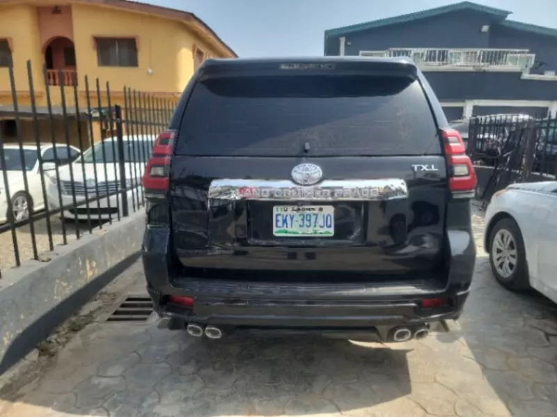 Toyota Landcruiser Prado - 2013