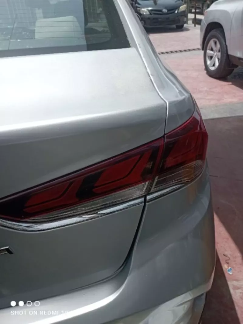 Hyundai Sonata   - 2019