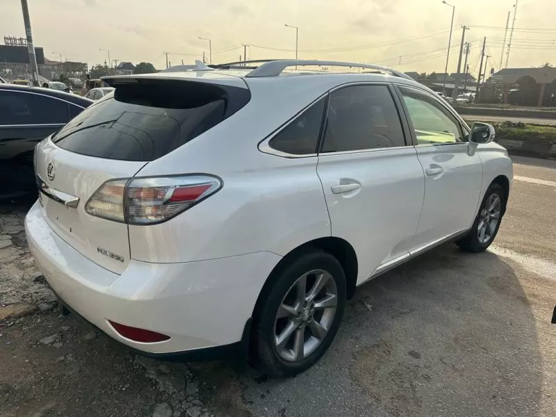 Lexus RX 350   - 2010