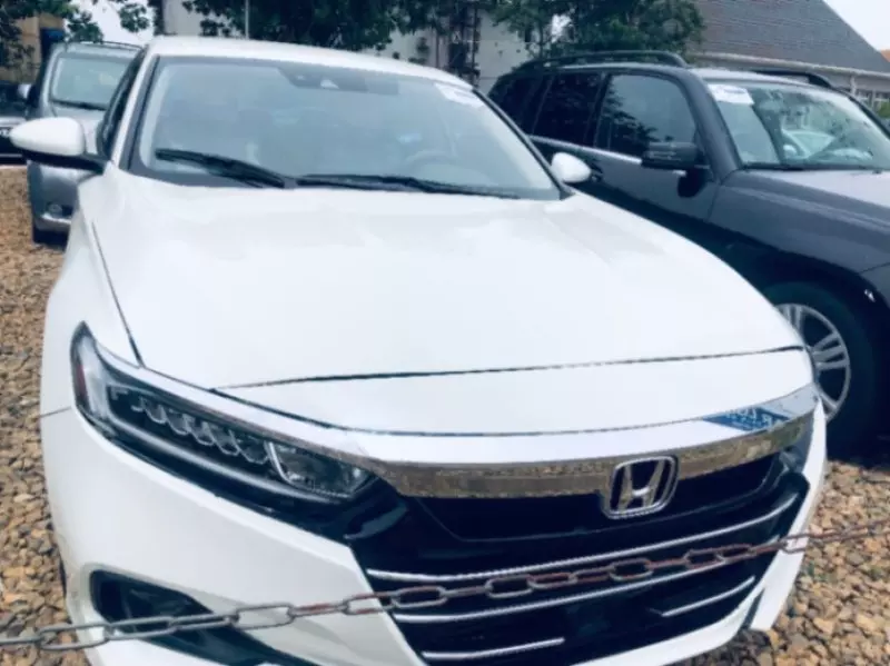 Honda Accord   - 2017