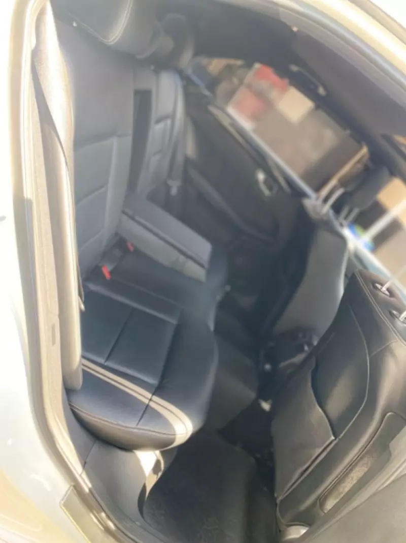 Mercedes-Benz E350   - 2012