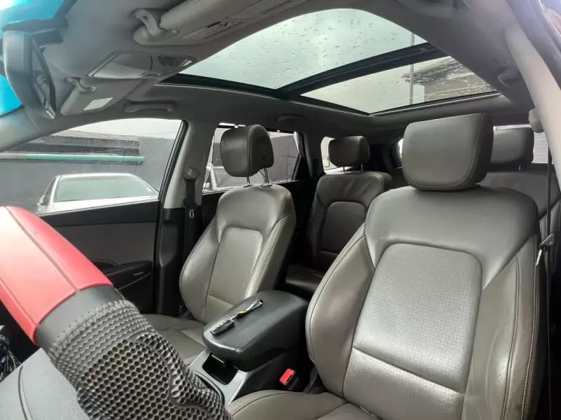 Hyundai Santa FE   - 2014