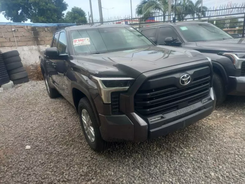 Toyota Tundra   - 2024