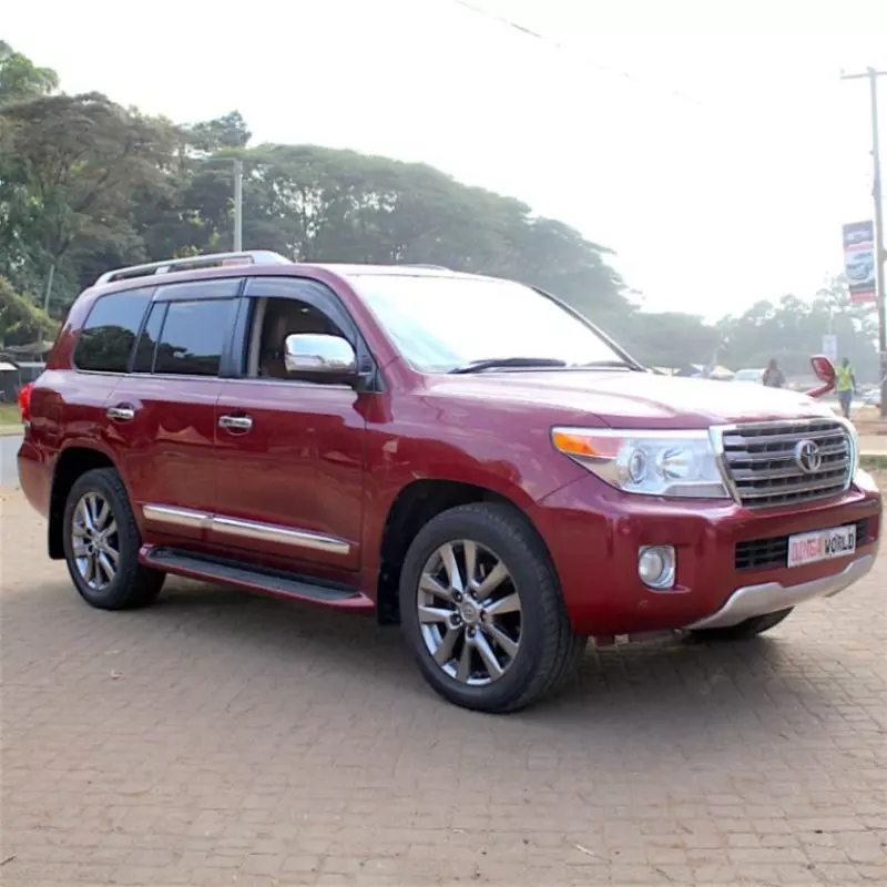 Toyota Land Cruiser   - 2015