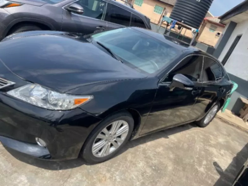 Lexus ES 350   - 2014