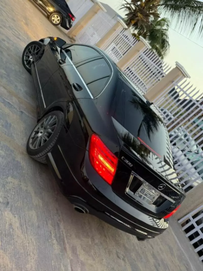 Mercedes-Benz C 300   - 2013