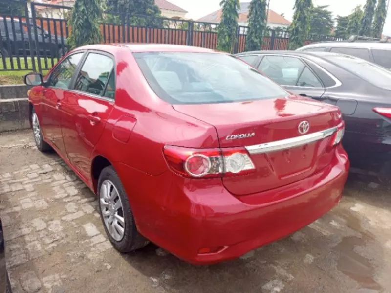 Toyota Corolla   - 2013