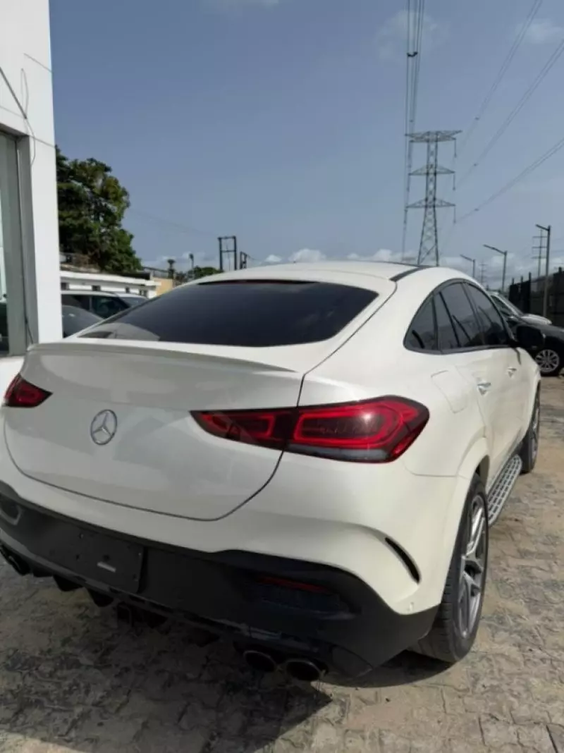 Mercedes-Benz GLE-Class   - 2021