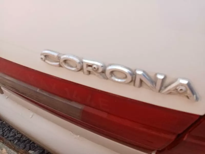 Toyota Premio    - 2001
