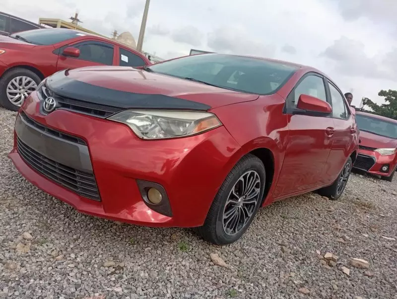 Toyota Corolla   - 2015