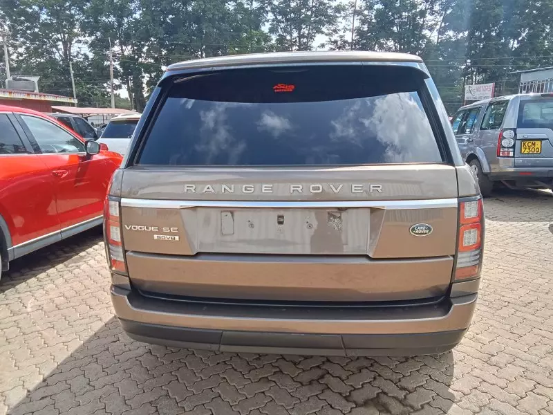 Land Rover Range Rover Vogue   - 2014